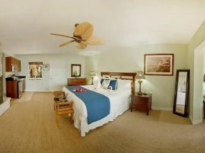 Coconut Palm Inn