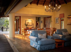 Shimungwe lodge