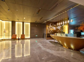 Yatai New City Hot Spring Hotel