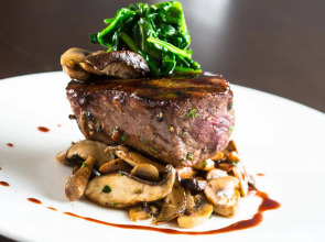 Coast Seattle Downtown Hotel by APA