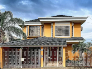 Cesar's House Guayaquil Home Rental