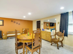 Charming Virginia Getaway Near Hiking & Golfing!