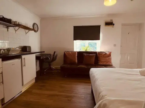 Otford Suite in Sevenoaks