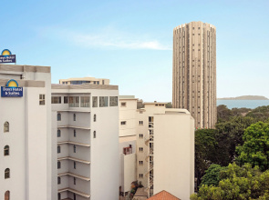Days Hotel and Suites Dakar