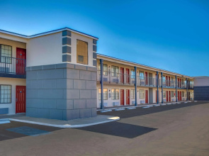 Days Inn by Wyndham Waco Near Downtown/University