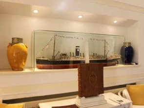 HH Hotel Helvetia