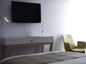 BLEECKER Hotels