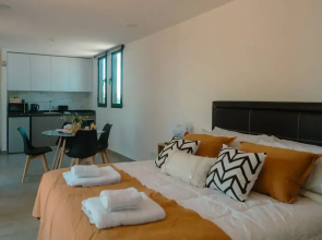 Lodwine Lodges