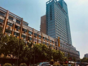 Bossman International Hotel