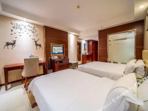 Lan Hai Hotel (Xianning)