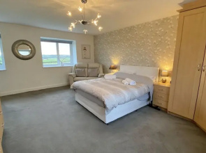 Beautiful, Private Farm Cottage in Anglesey