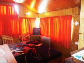2 BR Rustic hut in Fagu, Shimla, by GuestHouser (912C)