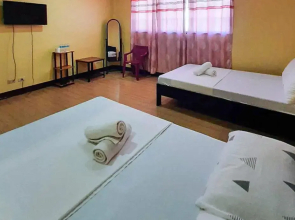 Reddoorz @ Johsons Pension House Butuan City