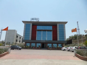 Matrix Inn Business Hotel