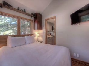 Perfect Getaway Cabin w/ Nearby Hike/bike Trails