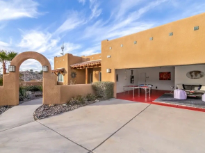 Casa Tortuga - Hot Tub, Fire Pit, Grill & Jtnp! 4 Bedroom Home by RedAwning