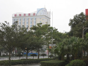 New Coast Hotel