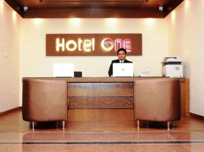Hotel One Lalazar Multan