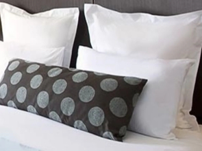 Vatica Hefei Maanshan Road Lvdiyinghai Zhugang Metro Station Hotel