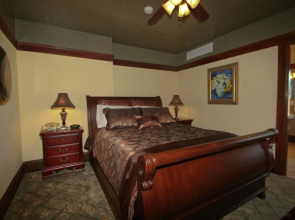 Shorelight Inn