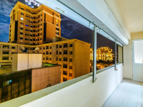 City Centre 3 Room Lux House