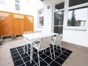 gemütlich und modern mit großem Balkon