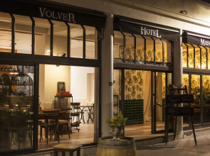 La Maison Volver
