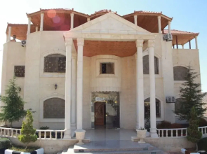 Deluxe Villa Guest House