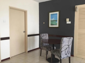 D savoy @ Famosa by MR