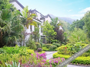 Rehai Hot Spring Resort · Meinvchi