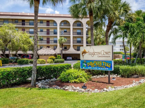 The Angler's Cove Condo - Beautiful 5th Floor with Views of Factory Bay