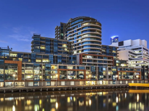 Waterfront Melbourne Apartments