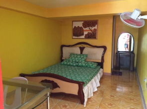 Sir Williams Lodge & Beach Resort