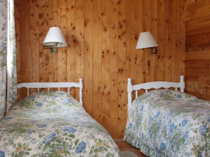Parkside Cottages and Suites