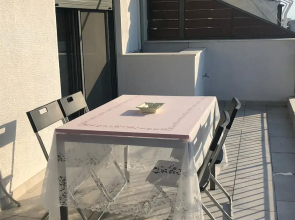 Luxurious Apartment With big Balcony Best Location