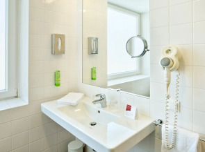 Отель Four Points Flex by Sheraton Vienna Hauptbahnhof