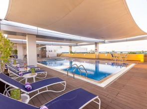 Premier Inn Abu Dhabi Airport (Business Park)