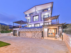 Villa Kas Bohem - Sleeps 12 - Close to Town and Beach
