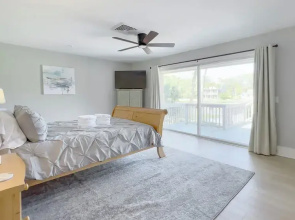 14 Beach Lagoon Road at The Sea Pines Resort