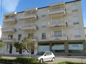 Menikos Apartments