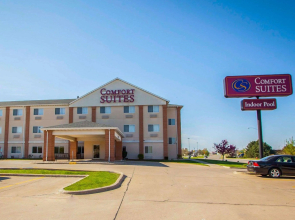 Comfort Suites Normal University area