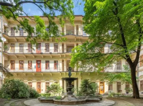 Liszt Designer 2Bedroom Center Apartment