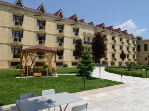 Qebele Yeddı Gozel Hotel