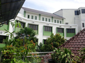Kesambi Hijau Hotel