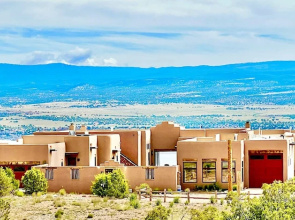 The Grand Hacienda Inn