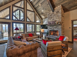 Custom Angel Fire Home: Views, Hot Tub & Fire Pit!
