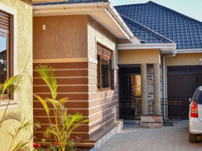 Lovely 2 Bed Apartment in Entebbe