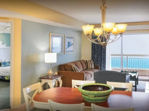 Royal Vista 1BD DLX