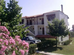 Kiparissis Apartments