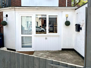 Lovely 1 bed Studio Apartment Close to the City